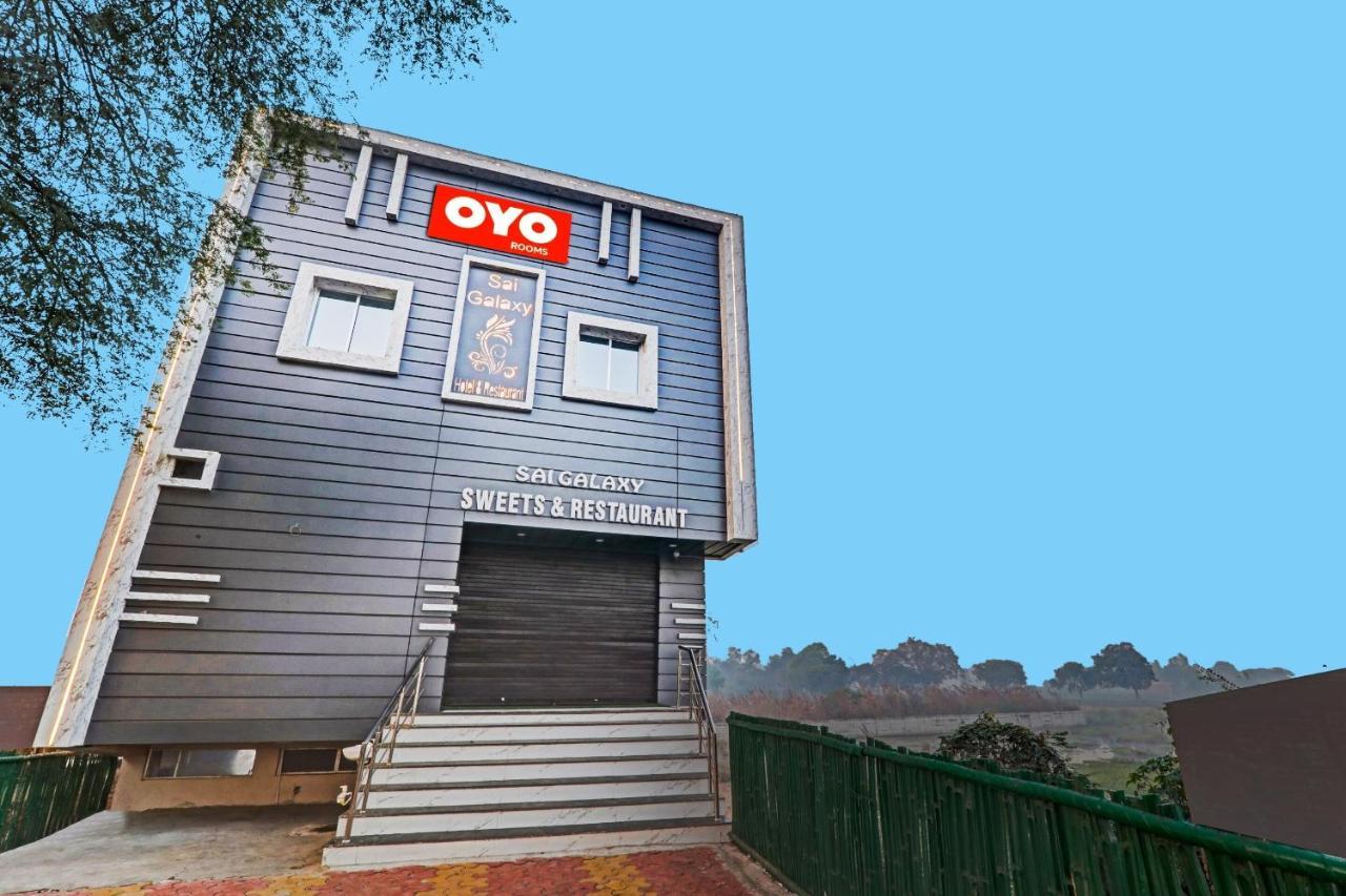 Hotel O Sai Galaxy Hotel & Restaurant Kanpur Ngoại thất bức ảnh