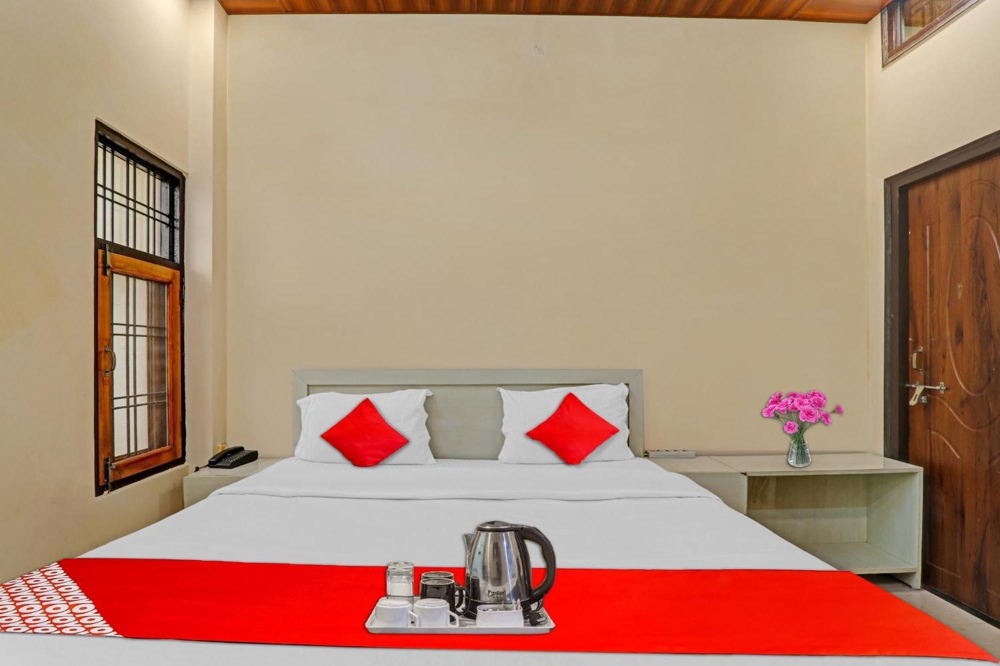 Hotel O Sai Galaxy Hotel & Restaurant Kanpur Ngoại thất bức ảnh